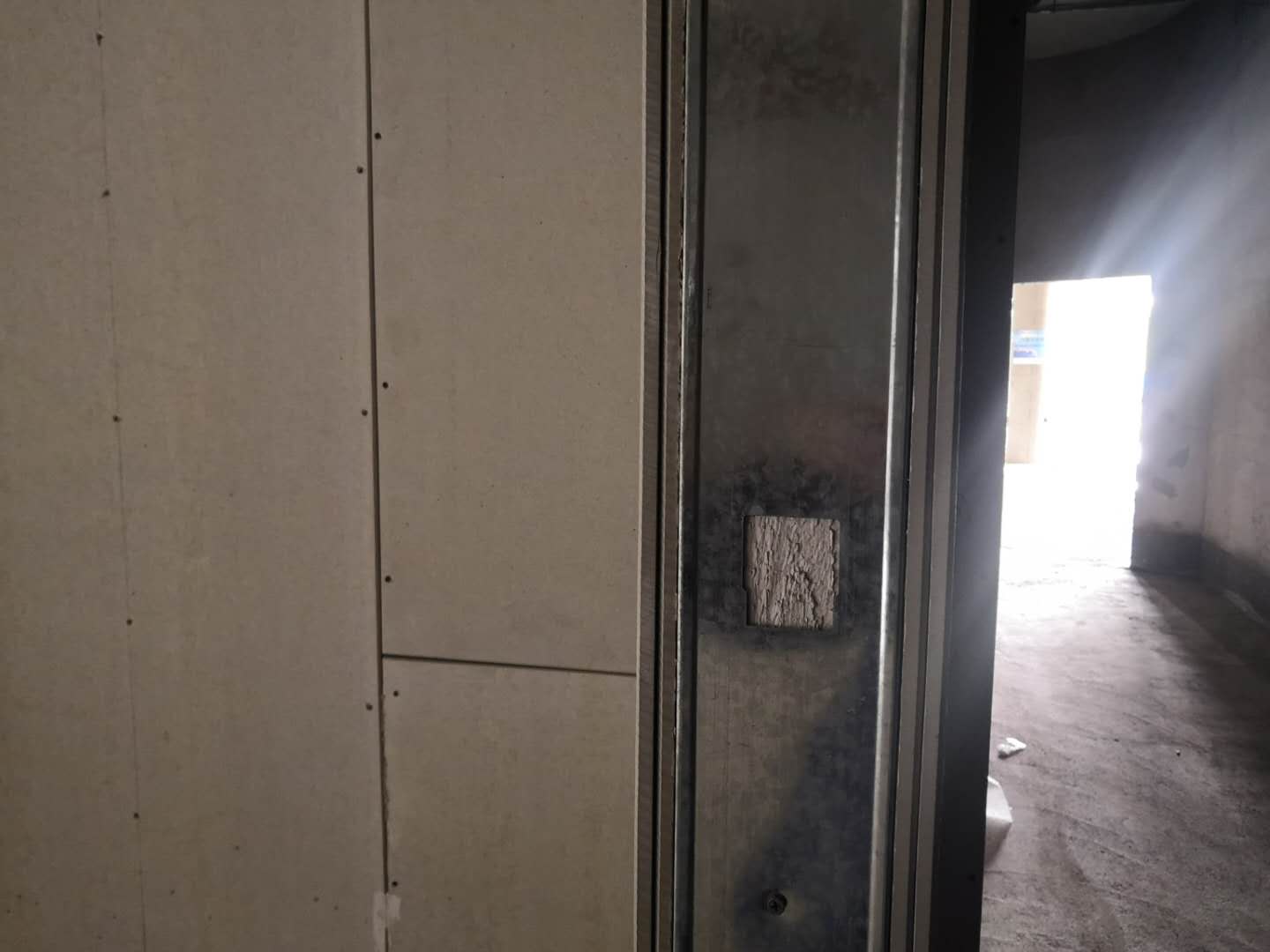 硅酸鈣板隔墻施工指南